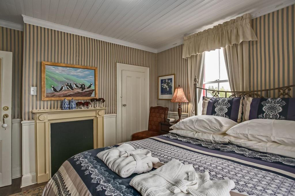 George House Heritage Bed And Breakfast Dildo Exterior foto